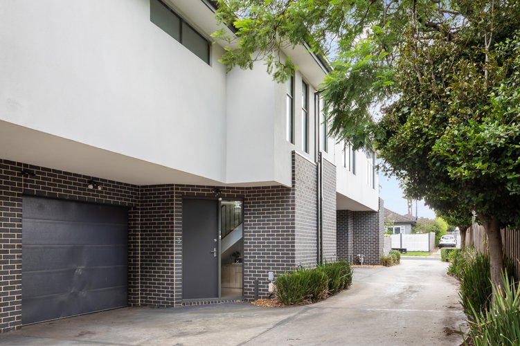 3/51 Hill Street Bentleigh East 3165