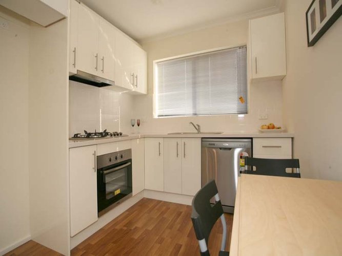 3 56a Severn Street Box Hill North 3129