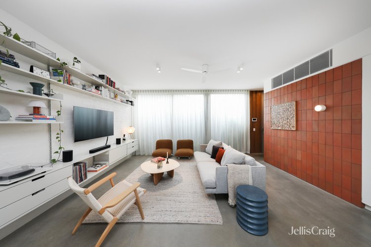 3/57 Martin Street Thornbury 3071