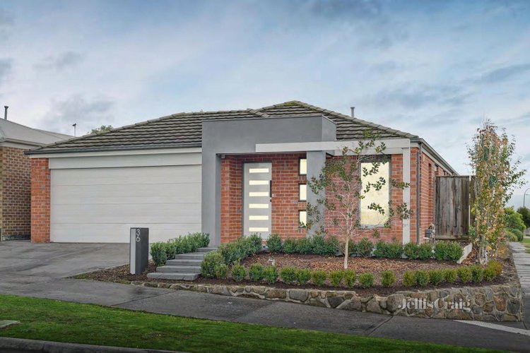 36 Aspect Drive Doreen 3754