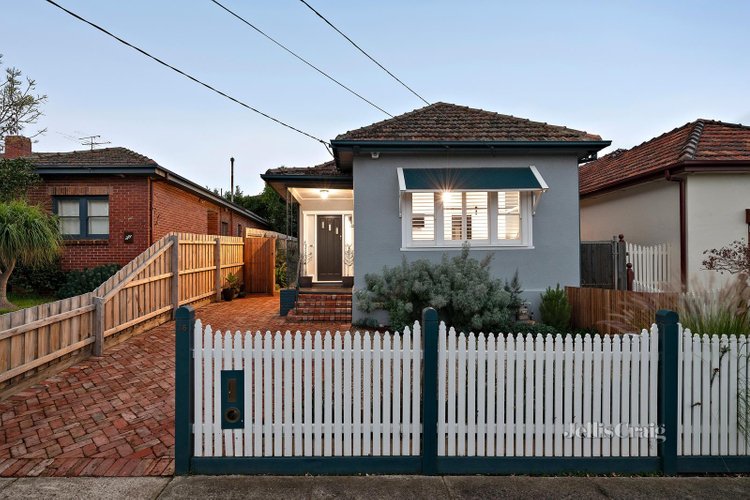 36 Disraeli Grove Pascoe Vale South 3044