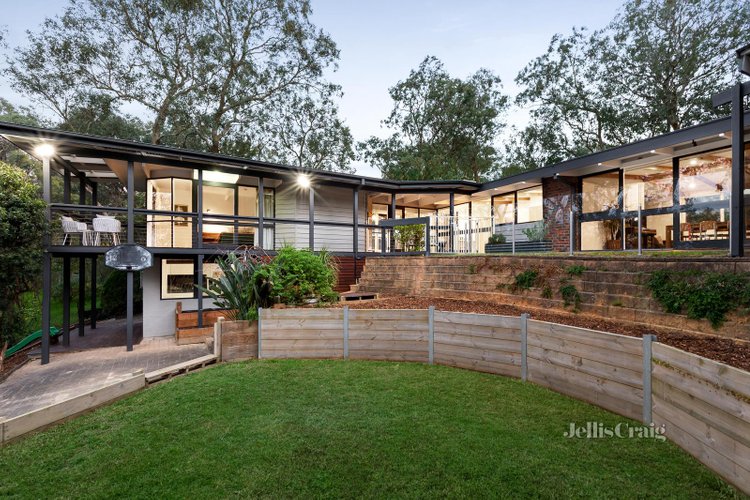 36 Highpoint Crescent Eltham North 3095