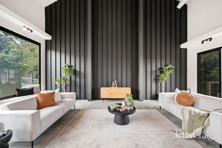 36 Pine Road Mooroolbark 3138