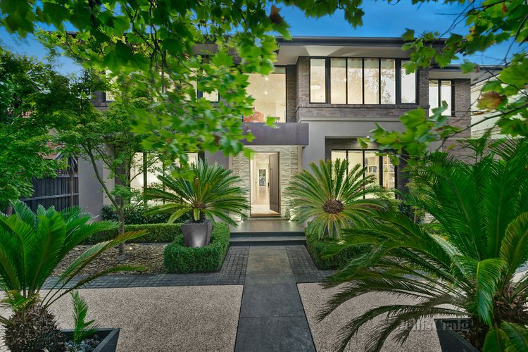 36 Stanley Grove Canterbury 3126