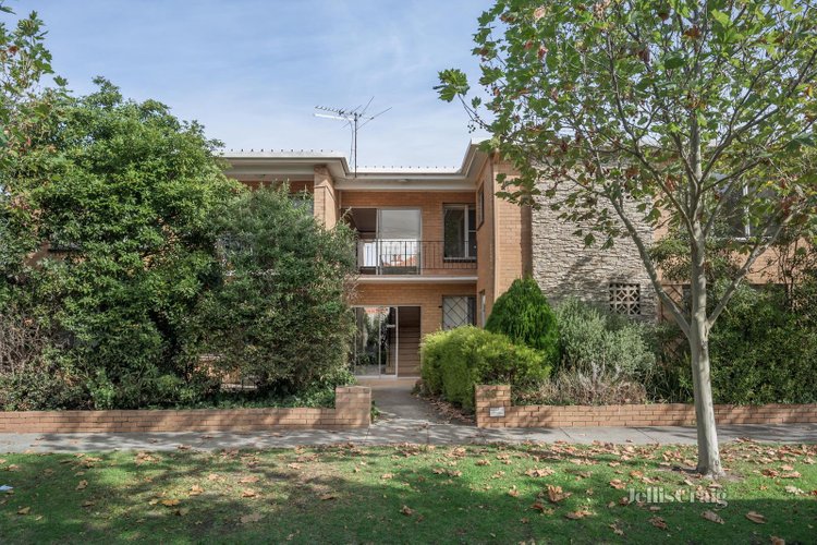 3 68 Finch Street Malvern East 3145
