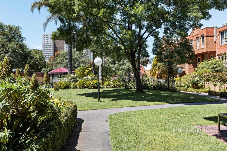36 8 Royal Lane Fitzroy 3065