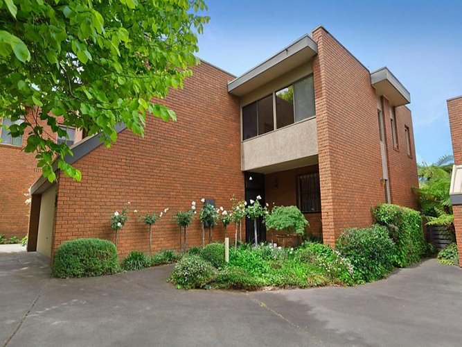 3 694 Riversdale Road Camberwell 3124