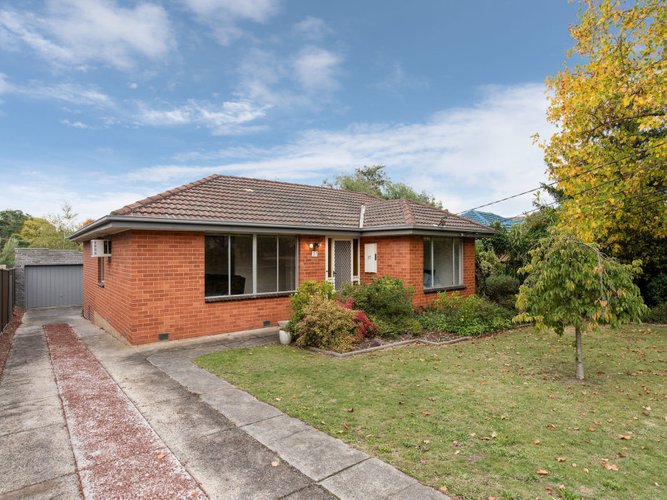 37 Blackburn Road Mooroolbark 3138