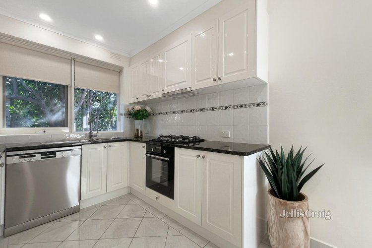 3 7 Brentwood Street Bentleigh 3204