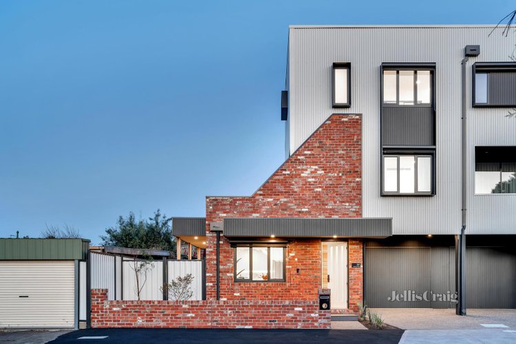 37 Fitzgibbon Avenue Brunswick West 3055