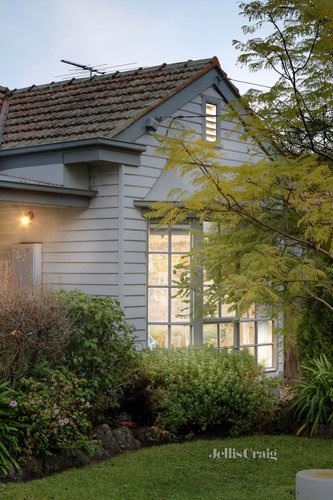 37 Hawker Street Ivanhoe 3079