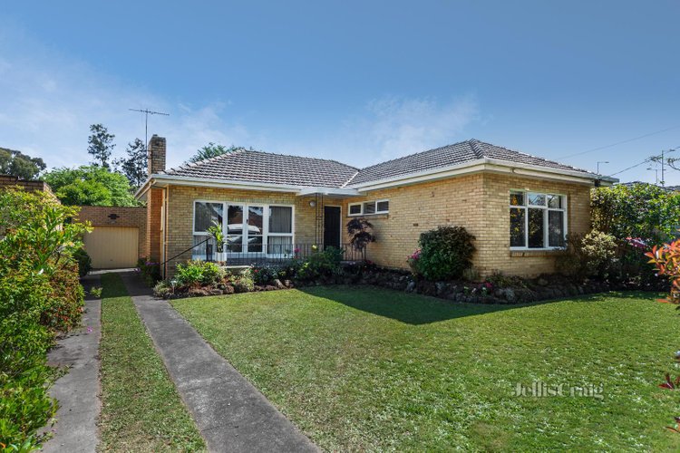 37 Laughlin Avenue Nunawading 3131