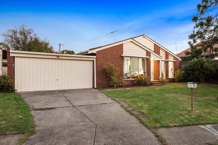 37 Lincoln Street Burwood East 3151