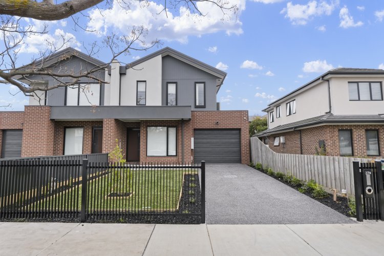 37 Prince Charles Street  Clayton 3168