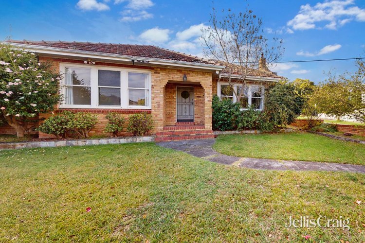 37 Rangeview Grove Balwyn North 3104