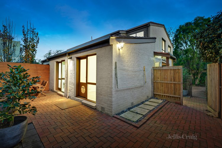 3/7 Stanley Avenue Hawthorn East 3123