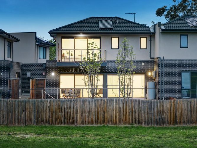 3 7 Toinette Court Doncaster East 3109