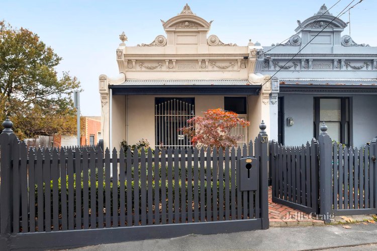 37 Trenerry Crescent Abbotsford 3067