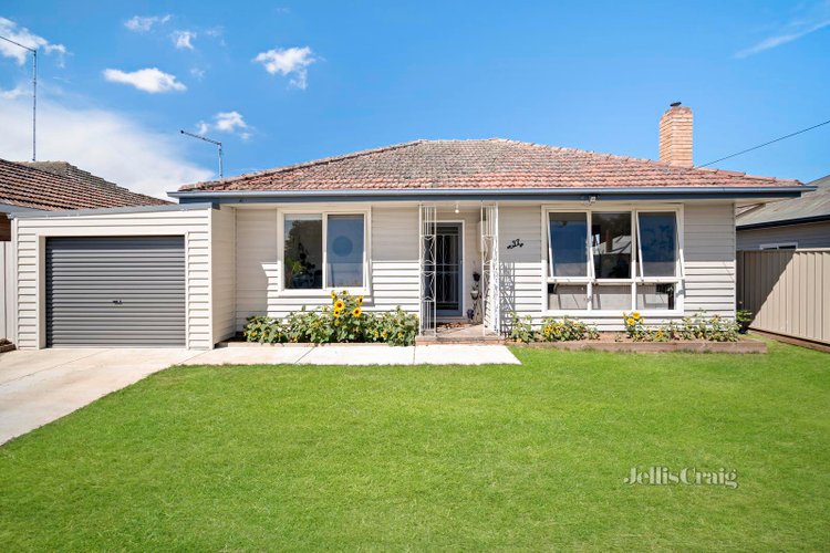 37 Victory Avenue Alfredton 3350