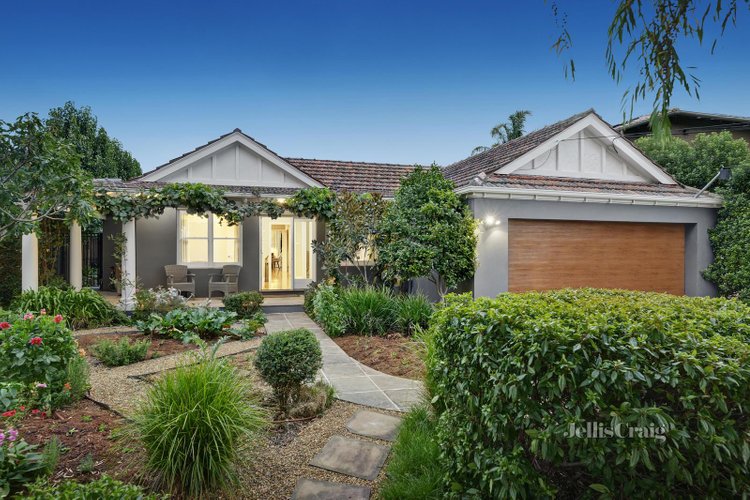 37 Wadham Parade Mount Waverley 3149
