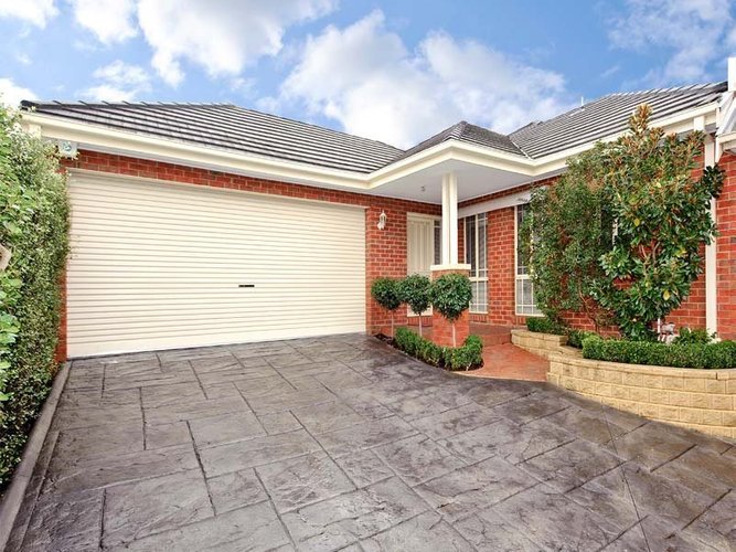 3 70 Medway Street Box Hill North 3129