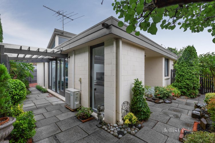 3 79 Bowen Street Camberwell 3124