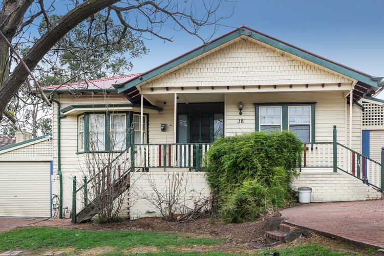 38 Arthur Street Eltham 3095