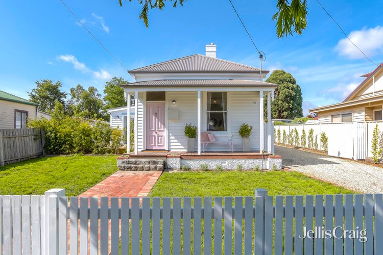 38 Bowen Street Kyneton 3444
