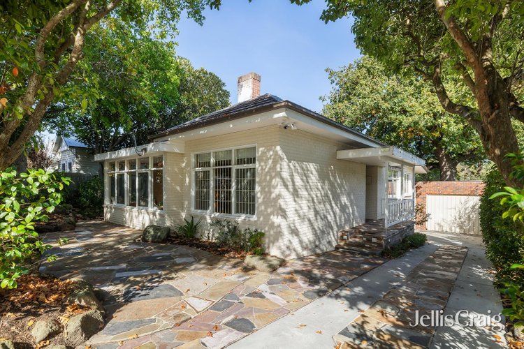 38 Croydon Road Surrey Hills 3127