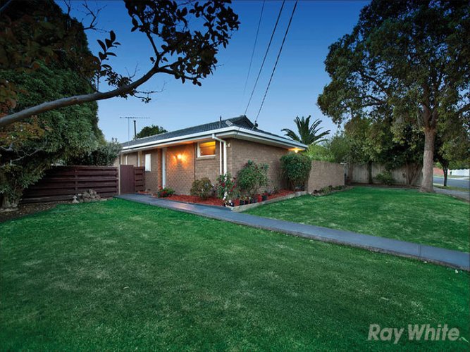 38 Denver Crescent Mulgrave 3170