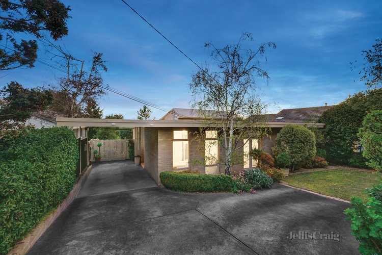 38 Fairview Road Mount Waverley 3149