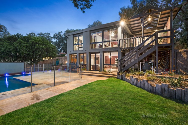 38 Highpoint Crescent Eltham North 3095