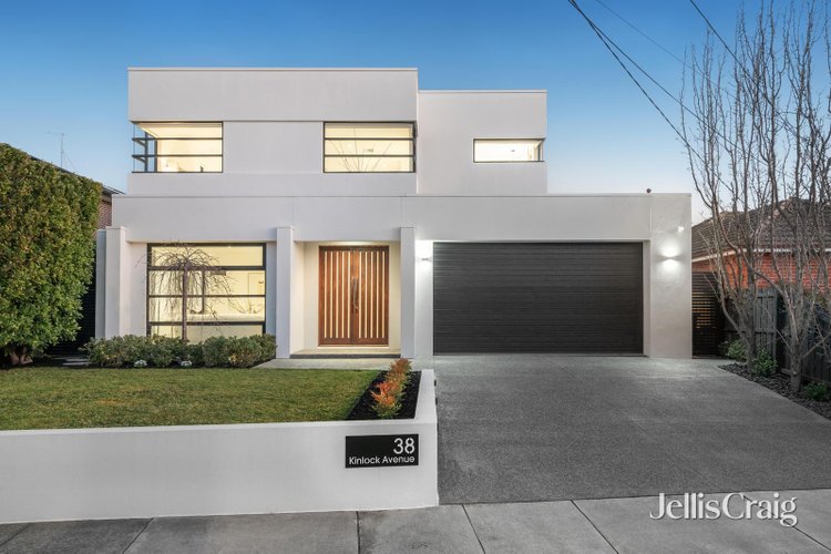38 Kinlock Avenue Murrumbeena 3163