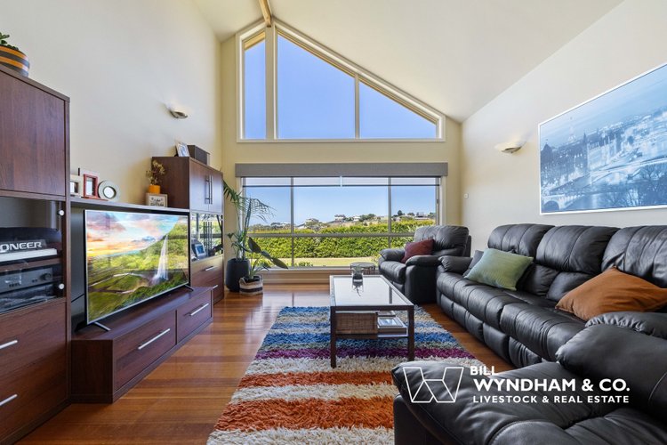 38 Lindamay Court, Lake&nbsp;Bunga