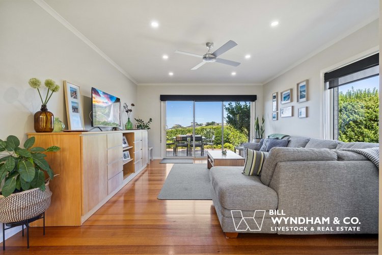 38 Lindamay Court, Lake&nbsp;Bunga