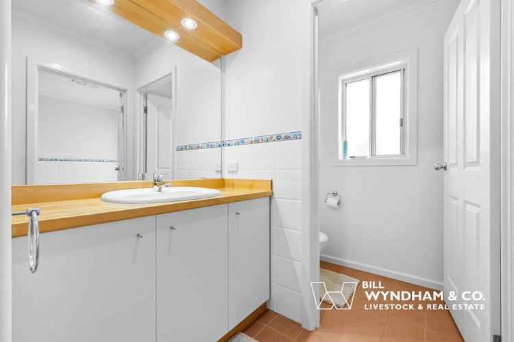 38 Lindamay Court, Lake&nbsp;Bunga