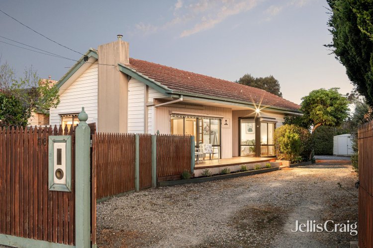 38 Mount View Street Aspendale 3195