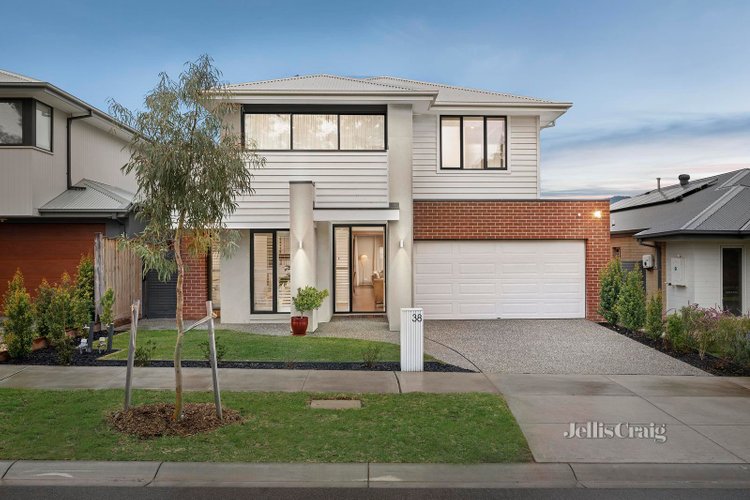 38 Parker Drive Lilydale 3140