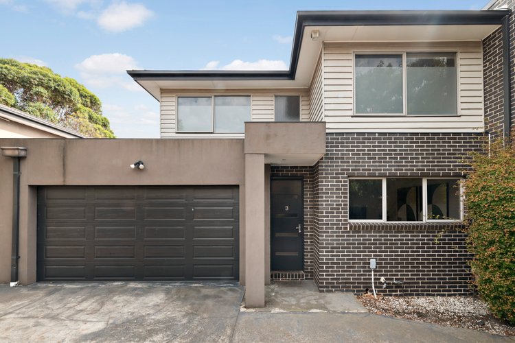 3/8 Plymouth Avenue  Pascoe Vale 3044