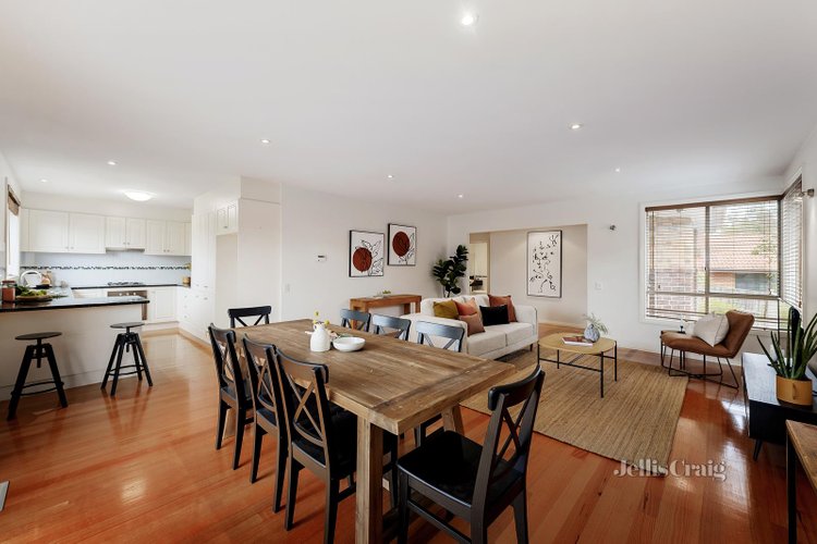 3 8 Railway Road Briar Hill 3088