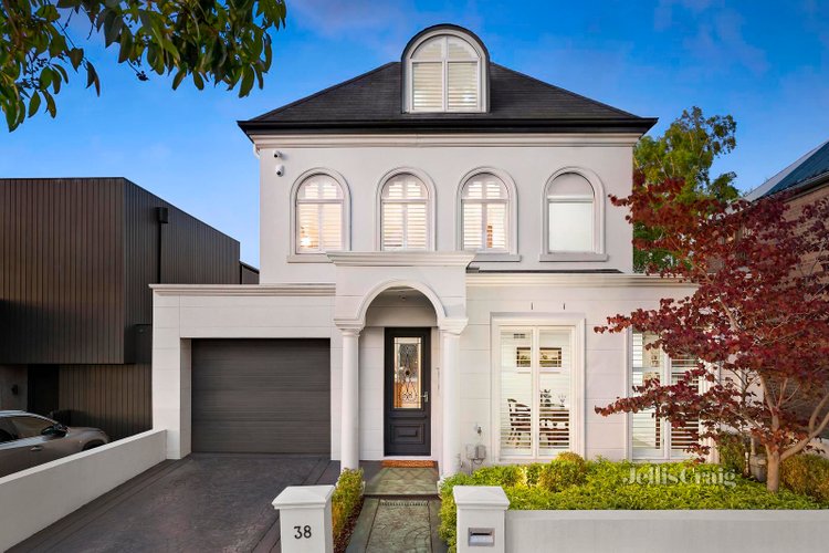 38 St Leonards Road Ascot Vale 3032
