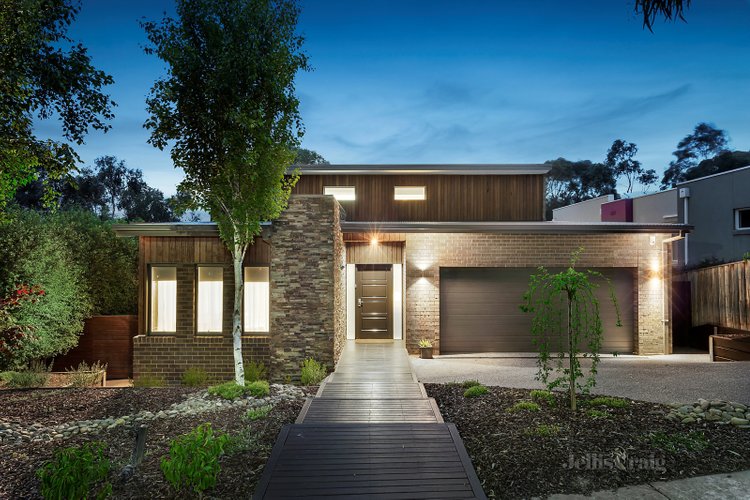 38 Sugarloaf Drive Macleod 3085