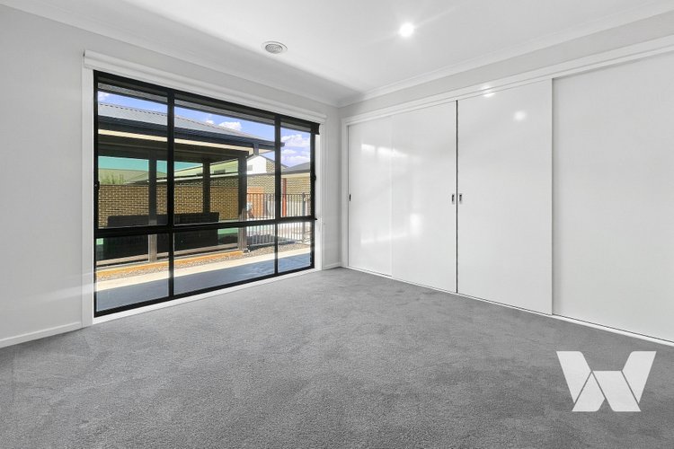 38 The Backwater, Eastwood