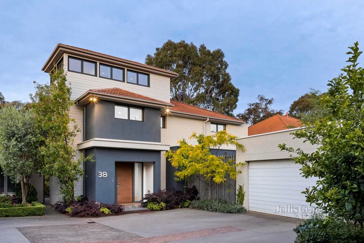 38 The Crescent Port Melbourne 3207