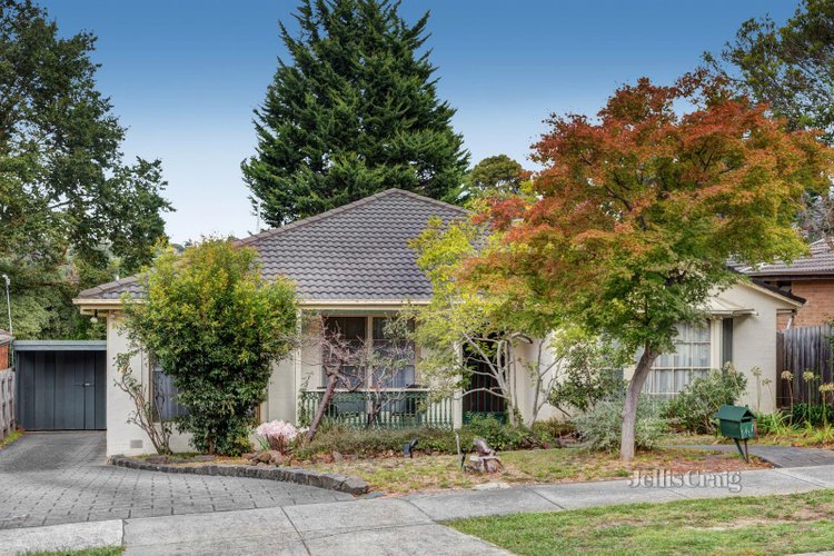 38 Winston Street Glen Waverley 3150