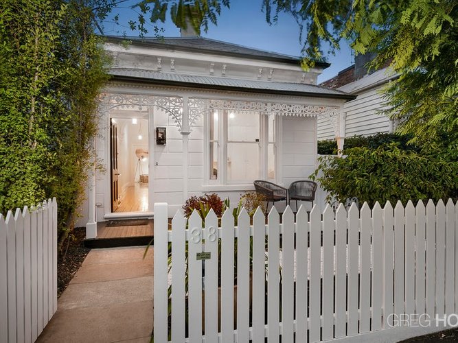 38 Young Street Albert Park 3206