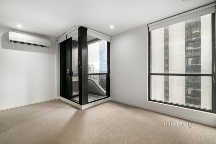 3805 80 Abeckett Street Melbourne 3000