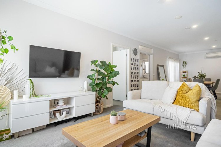 38 123 Main Road Lower Plenty 3093
