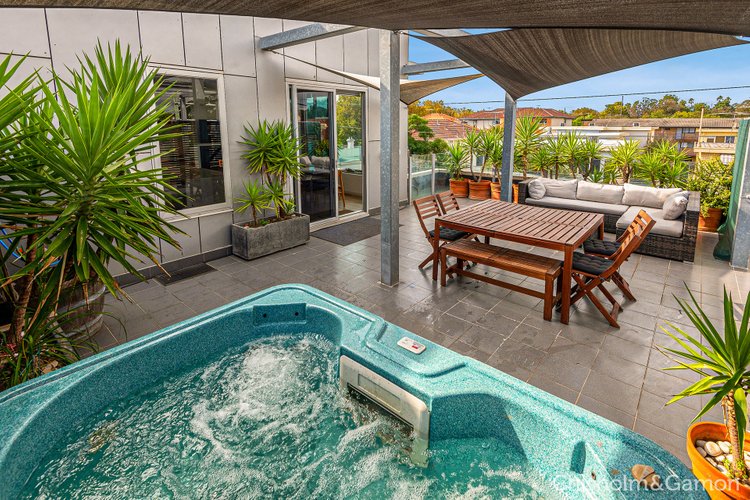 38 220 Barkly Street St Kilda 3182