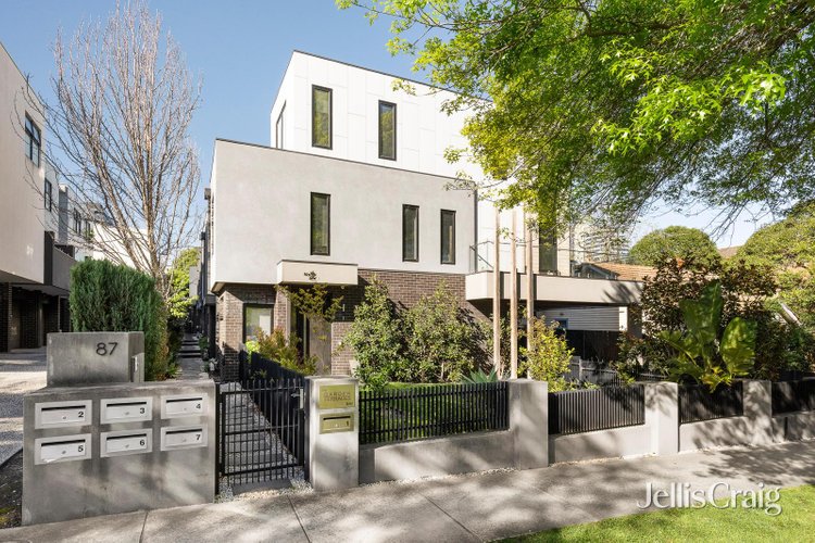 3 87 Thames Street Box Hill 3128